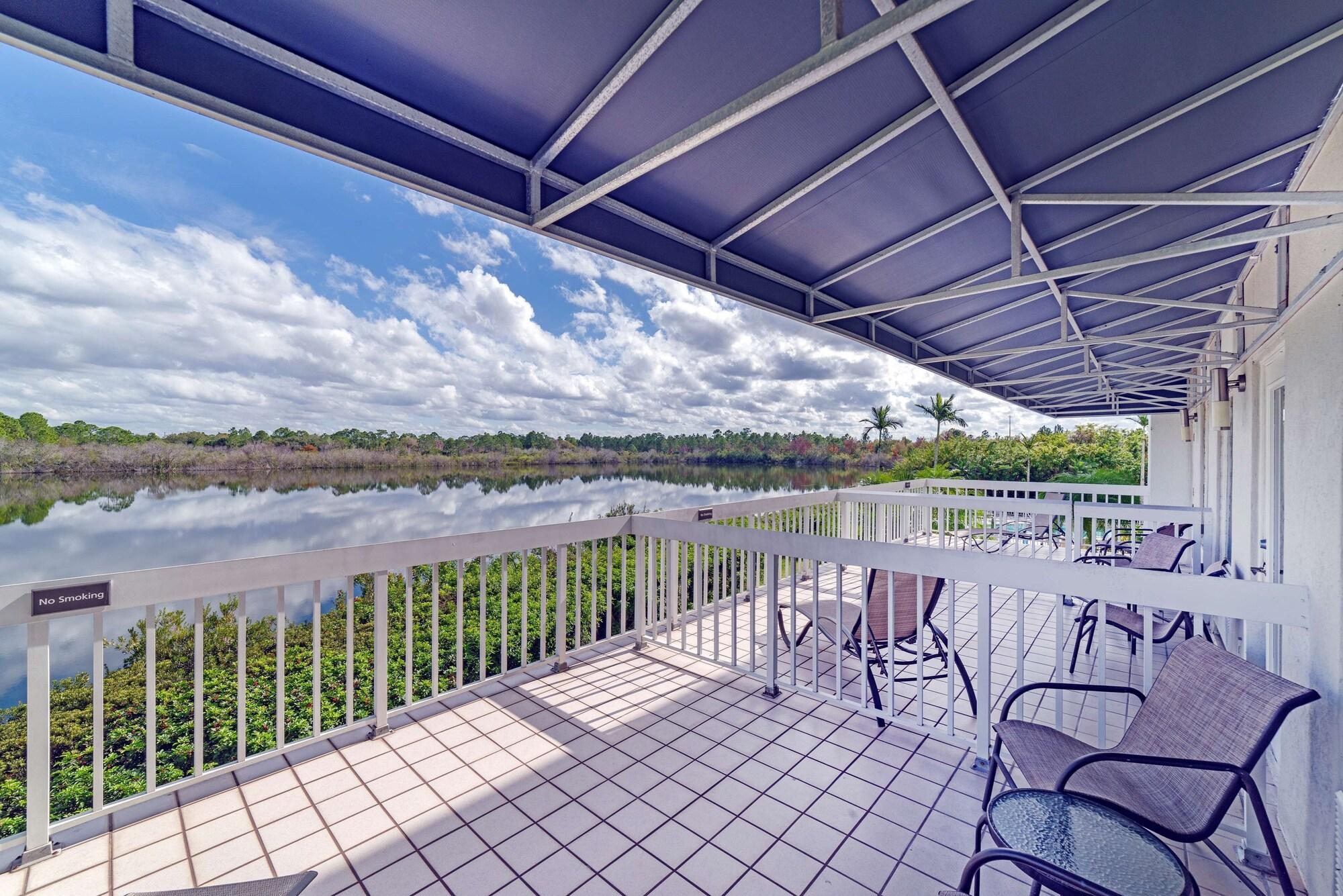 Hampton Inn Port Charlotte Extérieur photo